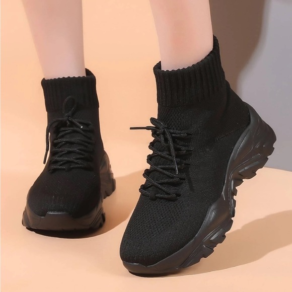 Shoes - Black sock sneakers